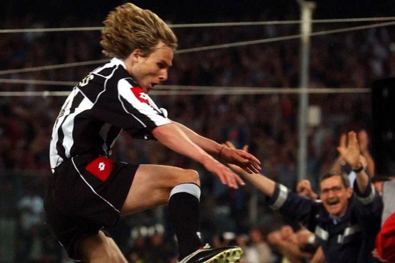 post card Nedved Real Madrid 2003.webp